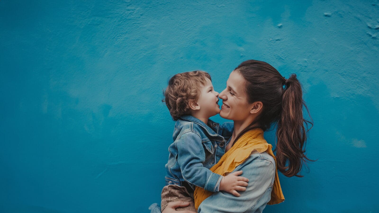 Coos, giggles, and cuteness – could your baby really become an influencer? Baby influencers have actually been around longer than social media itself. Remember the twin sensations Mary-Kate and Ashley Olsen? Back in 1987 these adorable babies were cast on the TV series Full House at just 6 months old. With an influence built from infancy, the pair later launched their own fashion brand, and today the Olsen twins have a combined net worth of over $400 million. Practically born into fame, their parents set them on a path to early influence.